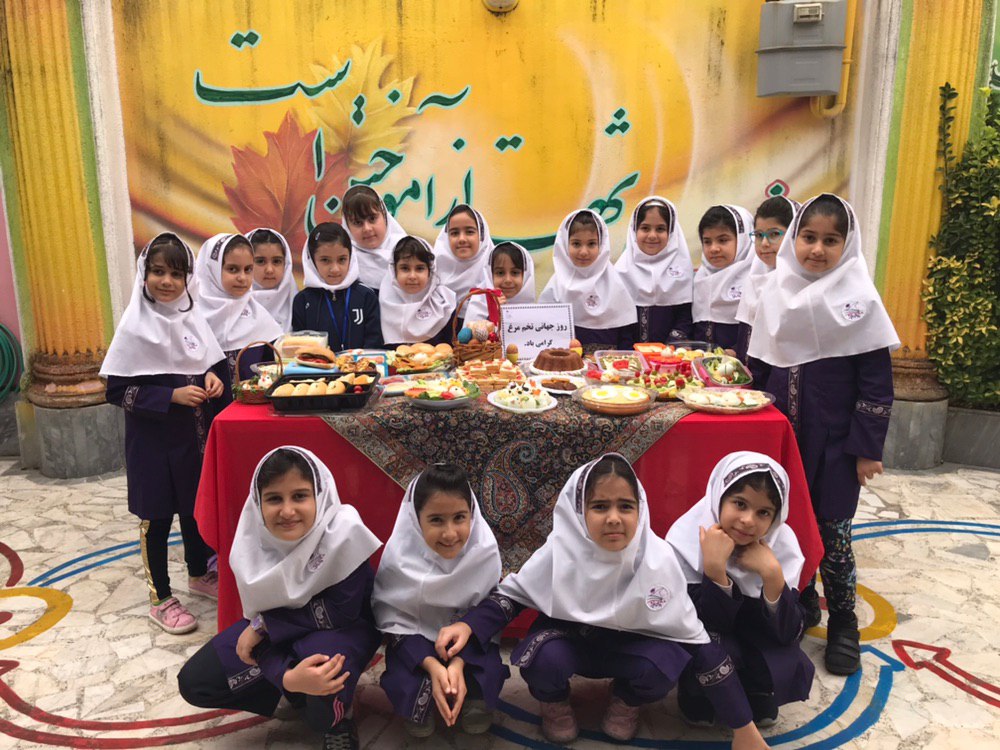برگزاری جشنواره روز جهانی تخم مرغ در شعبه دو